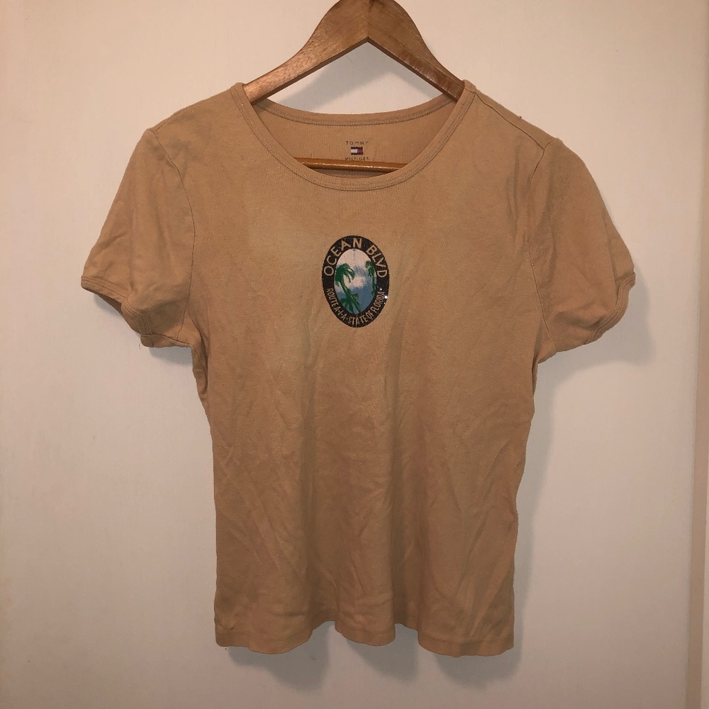 90's Tommy Hilfiger top